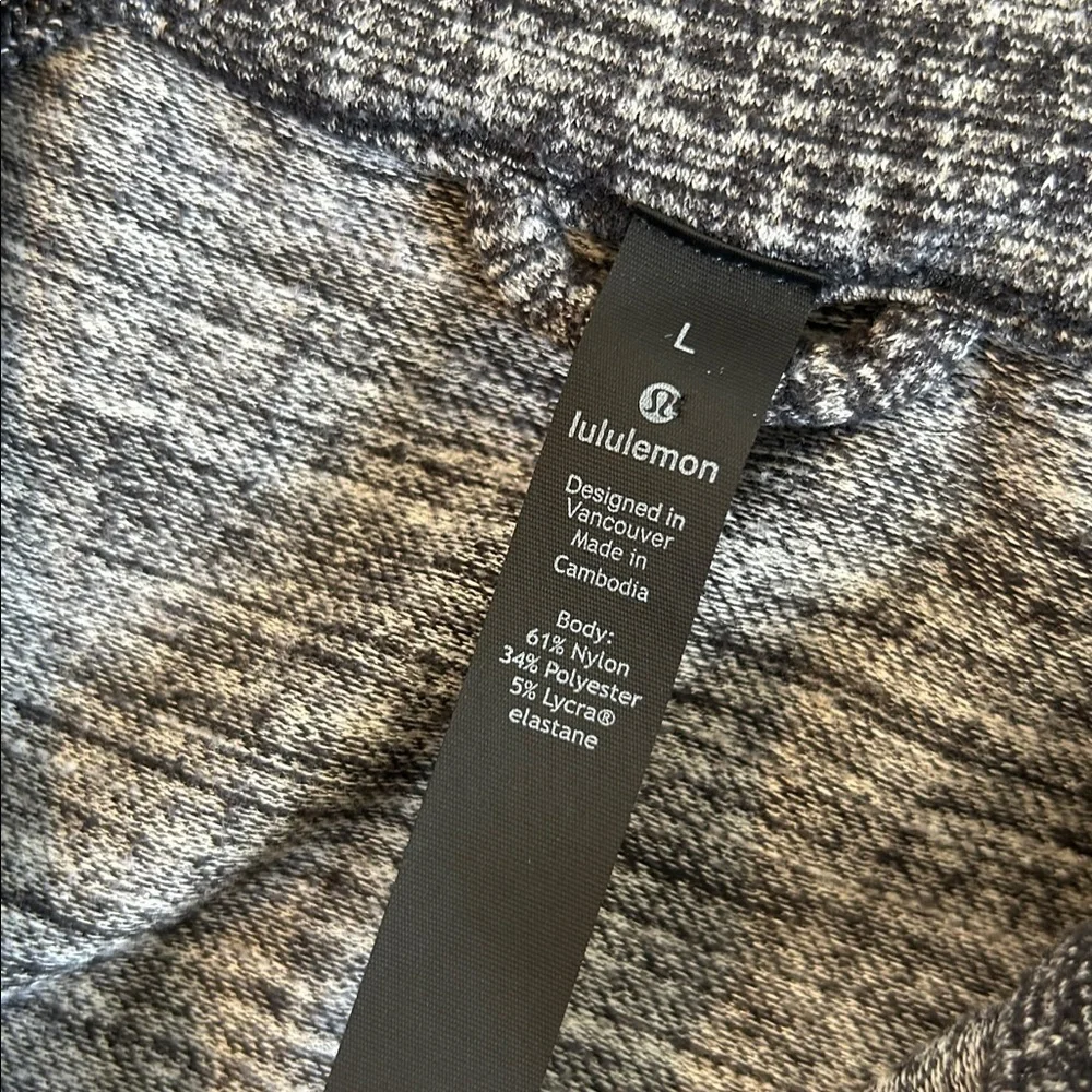 Lululemon Heathered Gray Hooded Full Zip Jacket Thumbholes Size L